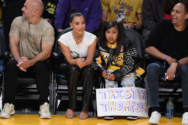 Kendall Jenner & Bad Bunny Sit Courtside at Lakers Playoff Game in Los  Angeles: Photo 4933181, Bad Bunny, Kendall Jenner, Kim Kardashian, North  West Photos