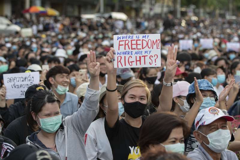 2020年8月，泰國爆發大規模反政府示威（AP）