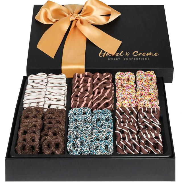 Lindt Creation Dessert, Assorted Chocolate Gift Box, Great for gift giving,  21 P