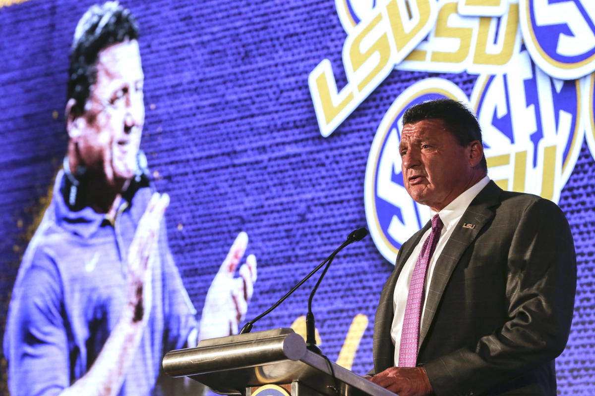 Ed Orgeron took his eye off the ball and the script flipped back