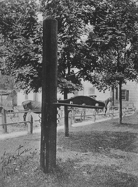 An image of the whipping post from Delaware's Public Archives. (Photo: Delware.gov)