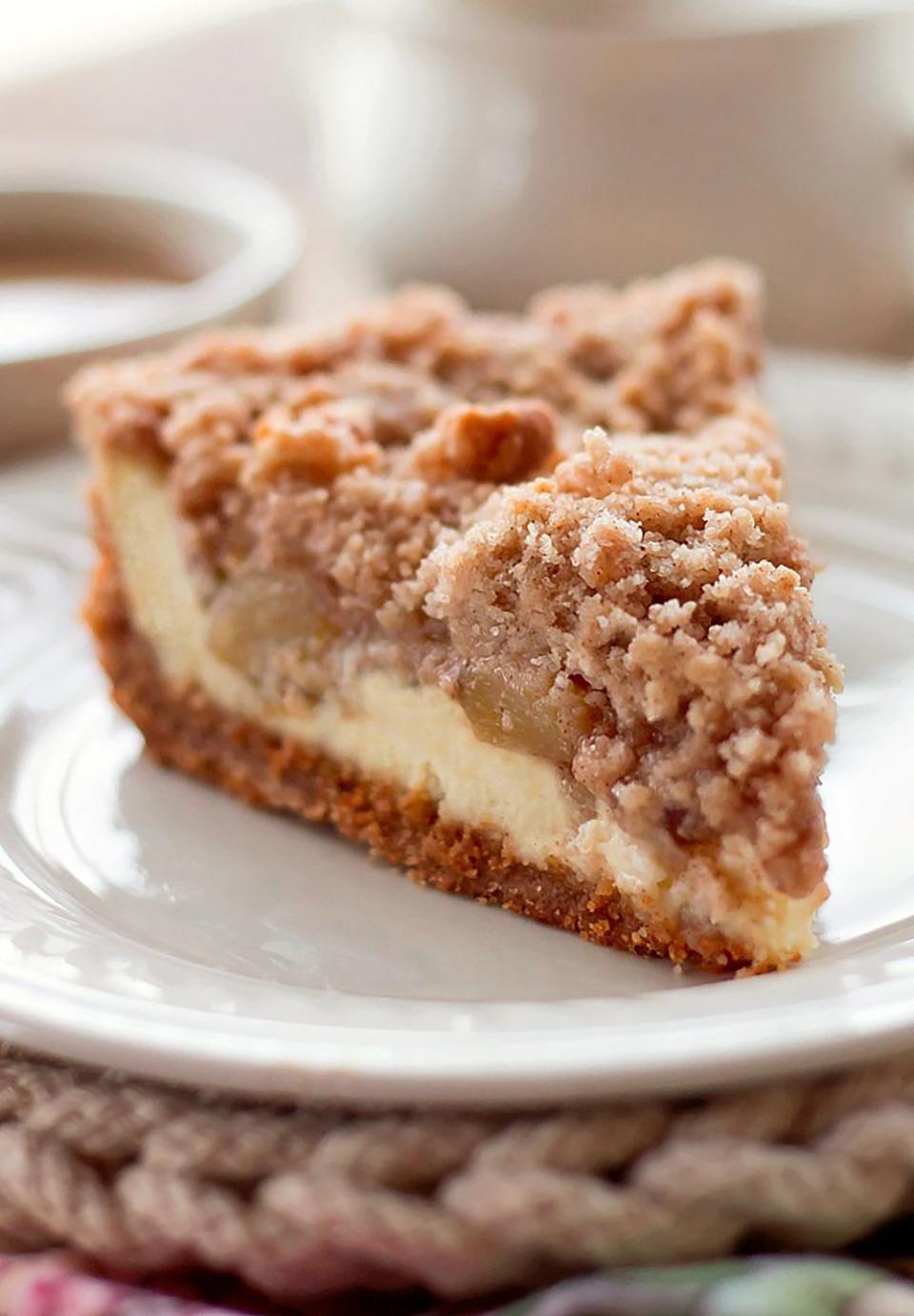 Snickerdoodle Cream Cheese Apple Pie