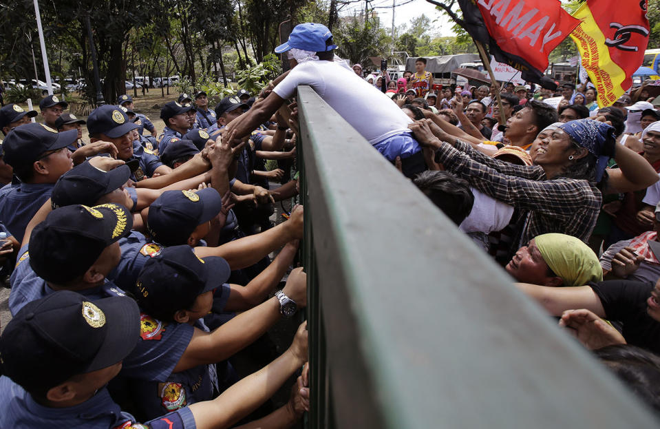 Quezon city clashes