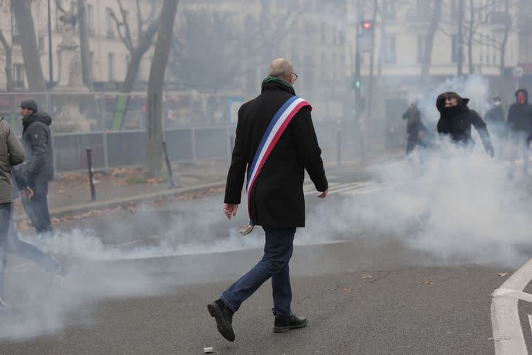 Protesta contra el reciente tiroteo en el centro cultural kurdo en París