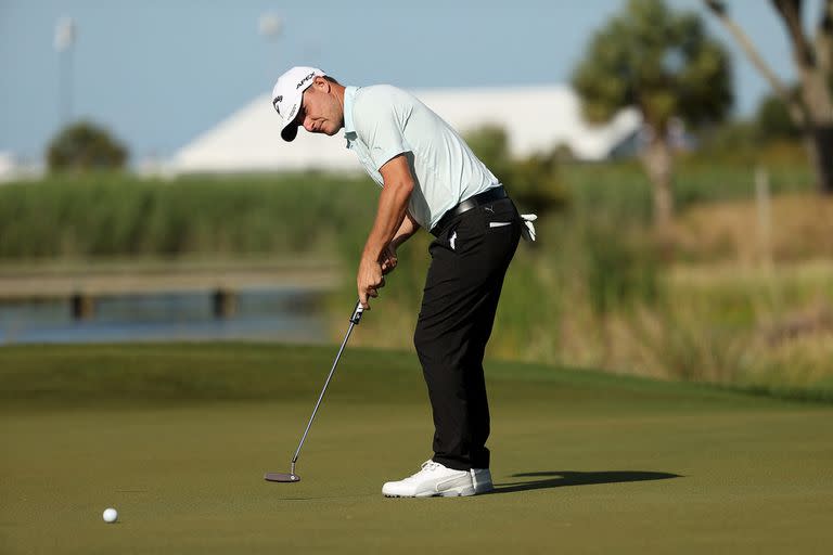 Emiliano Grillo terminó con 77 impactos, una tarjeta que lo obligará a extremar recursos el viernes para poder pasar el corte clasificatorio del PGA Championship