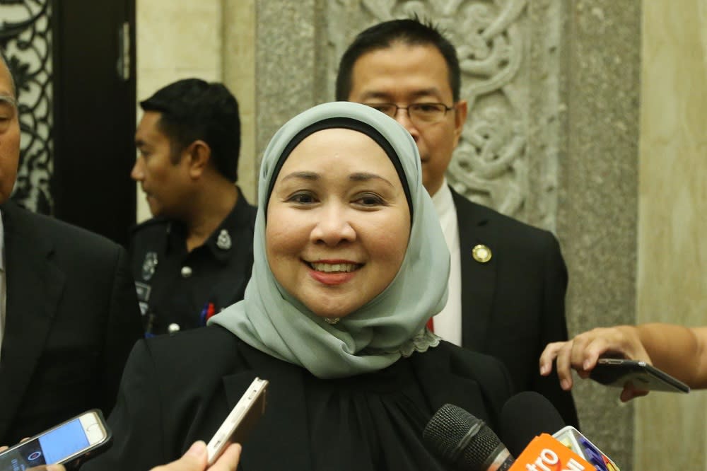 She said the Bill relating to the control of airspace and any property including spectrum above land in Sarawak sought to enable the state to exercise its regulatory right over the use of spectrum in the airspace above land in Sarawak. — Picture by Azinuddin Ghazali