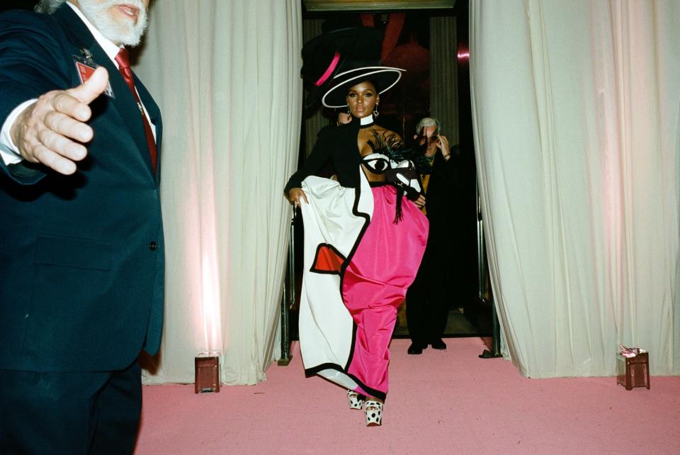 Daniel Arnold’s Spontaneous Snapshots of the Scene at the 2019 Met Gala