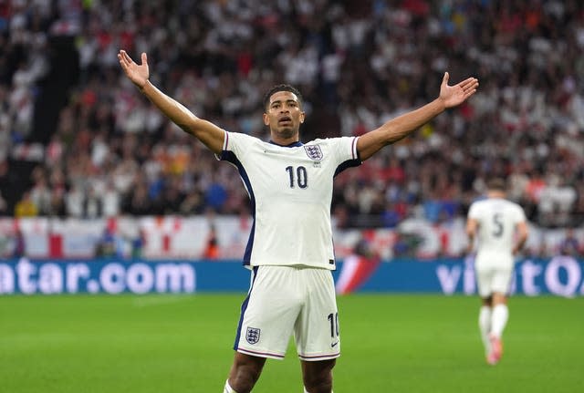 Jude Bellingham celebrates scoring for England against Serbia