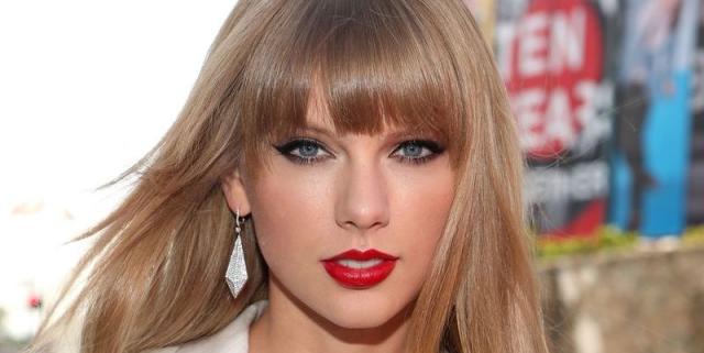 Taylor Swift coloring book: 30+ pages of coloring, plus 2 how-to