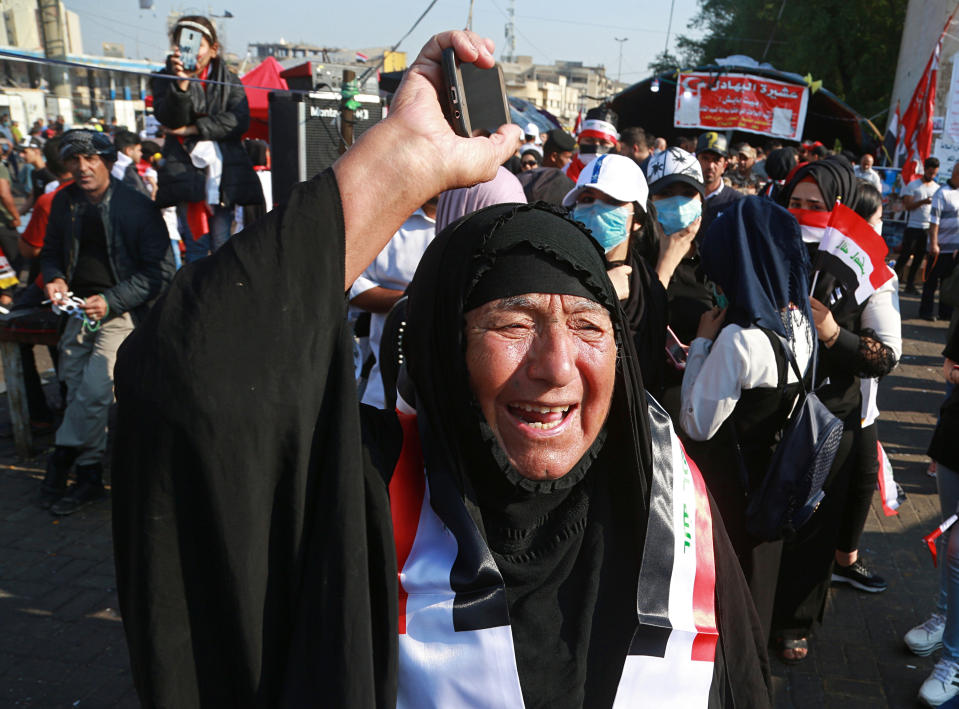 Anti-government protesters demonstrate in Tahrir Square in Baghdad, Iraq, Thursday, Oct. 31, 2019. (AP Photo/Hadi Mizban)