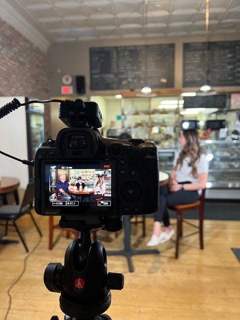 Kelly Northlee hosts a Fondy Famous podcast episode on the Bagel Meister with owners Stacey and Paul Gellings. Fondy Famous and The Sparkle Studio are promoting the shop for the month of May.