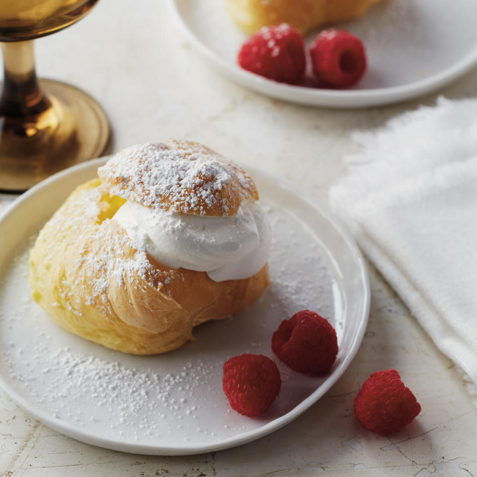 Whipped Cream Puffs