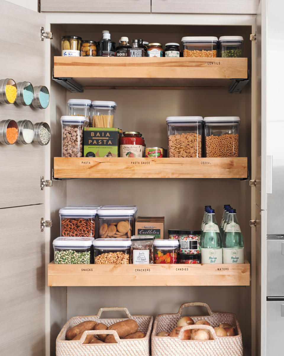 Keep the Pantry Neat