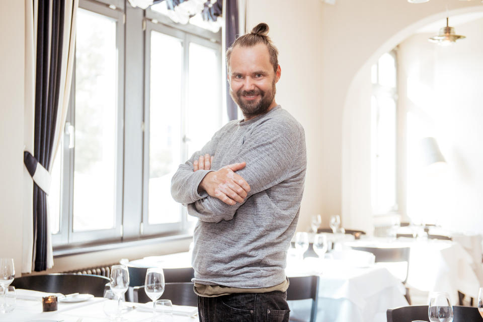 Der Österreicher Mario Lohninger betreibt ein Restaurant in Frankfurt am Main. (Bild: MG RTL D/PA/Jan Haas)