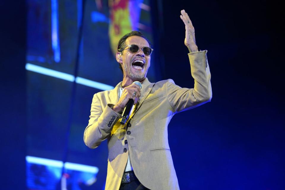 Marc Anthony durante un concierto de su gira "Pa'llá voy" en Rosemont, Illinois, el 8 de octubre de 2021.