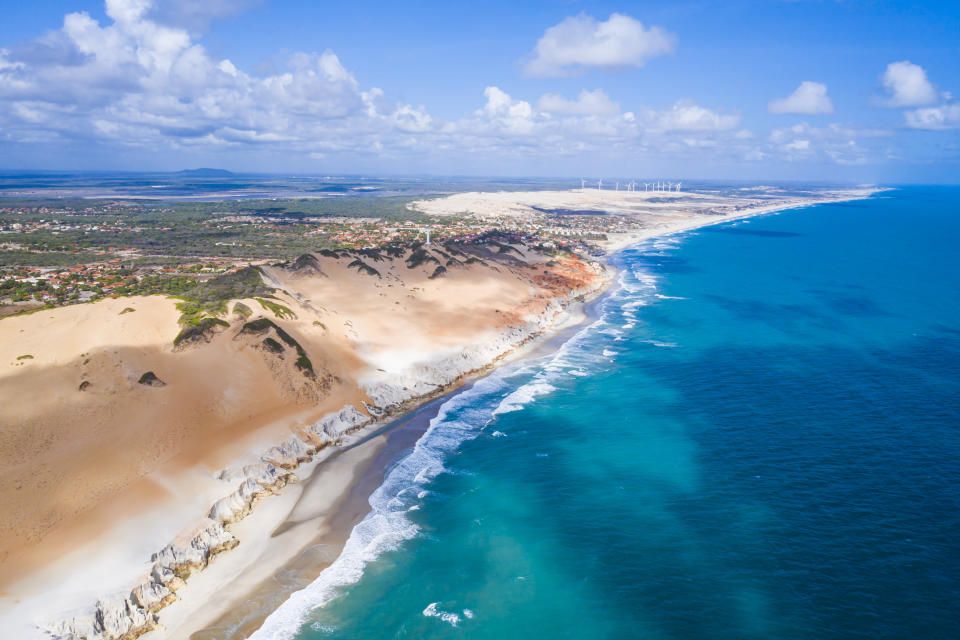 La playa Morro Branco en Brasil retrocederá más de 200 metros en los próximos años, si no se toman acciones para detener el cambio climático 