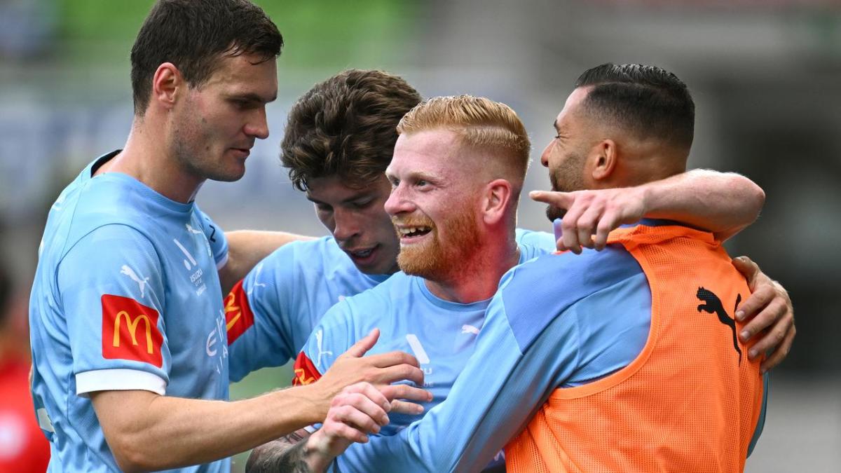 Wijlen kampioen Van der Veen schept genoegen in de Golden City race