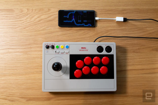 8Bitdo Arcade Stick Review - MonsterVine