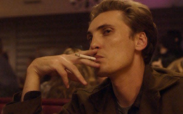 Richard Horne (Eamon Farren) 