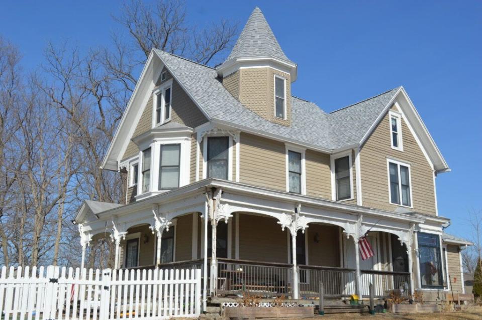 The George House in North Liberty