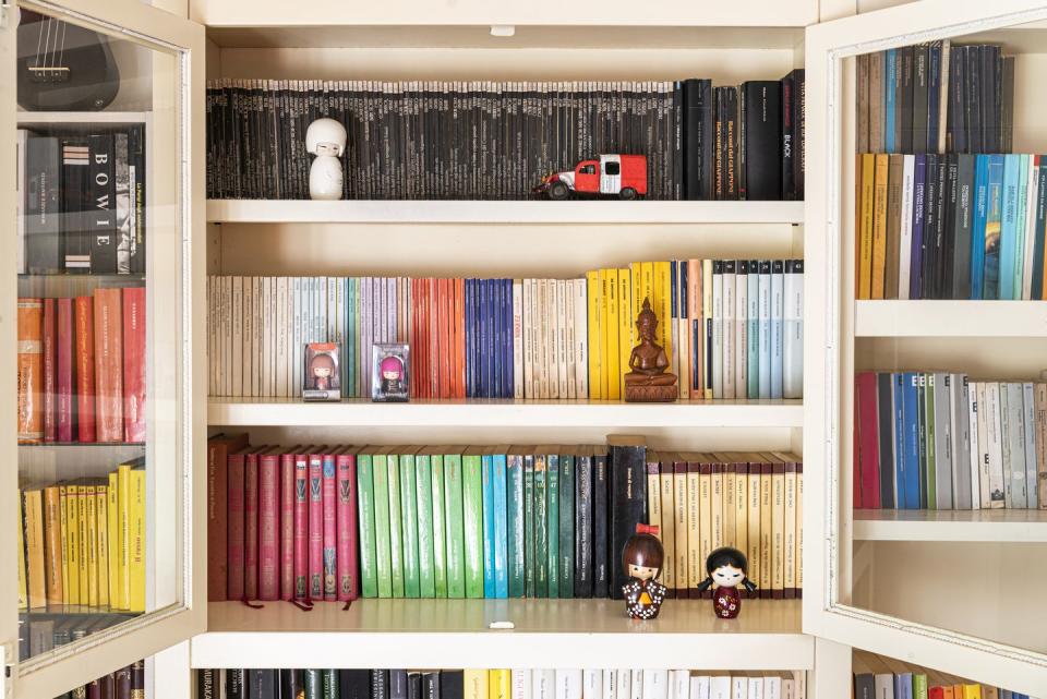 <p>“You only need a small area to show off your styling skills. It could be as simple as colour coding your bookcase, arranging a shelf or curating a console with the things you love. Keep to a similar colour palette to keep it all looking harmonious.”</p>