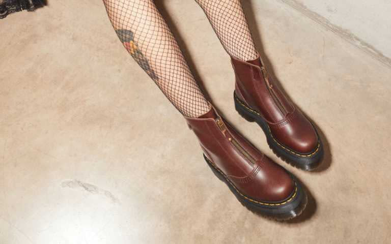 Dr. Martens「Jetta厚底靴」