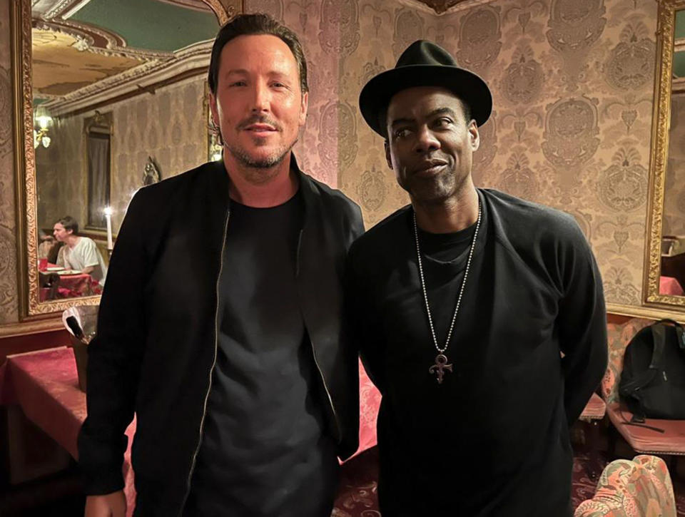 <p>Following his show in Paris, Chris Rock grabs dinner at the historic Laperouse Restaurant with restaurant impresario Gregory Lentz. </p>