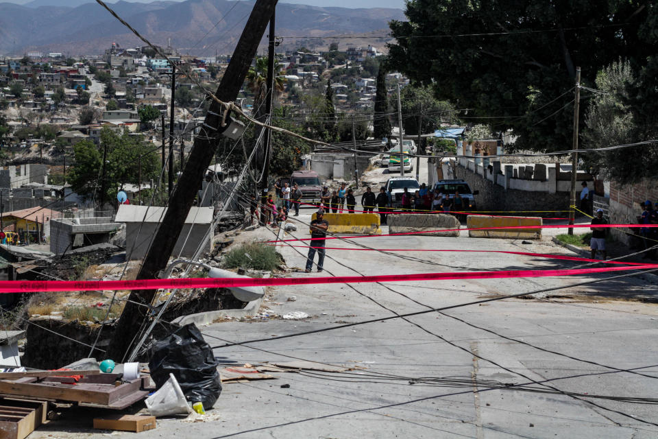 FOTOS | Falla geológica colapsa casas en Tijuana