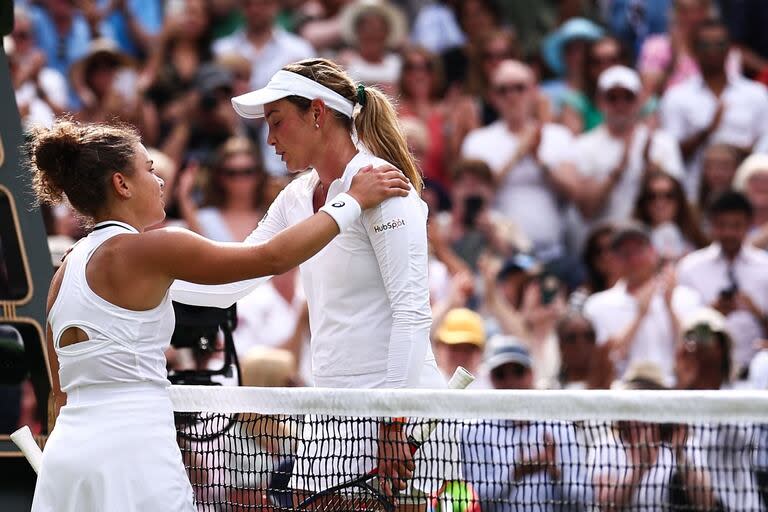 El emotivo saludo en la red entre Jasmine Paolini y Donna Vekic 