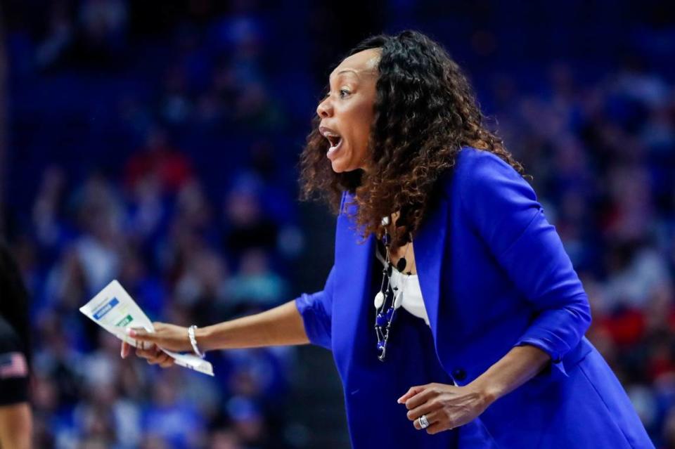 Kyra Elzy went 61-60 in four seasons as head coach of the Kentucky women’s basketball program.