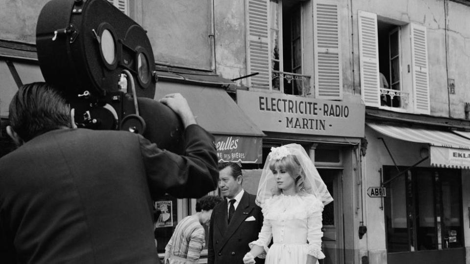 On Set Of Movie Le Vice Et La Vertu Directed By Roger Vadim