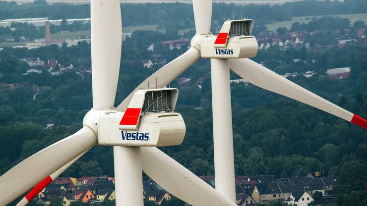 Der Anlagenbauer muss Stellen abbauen. Foto: dpa