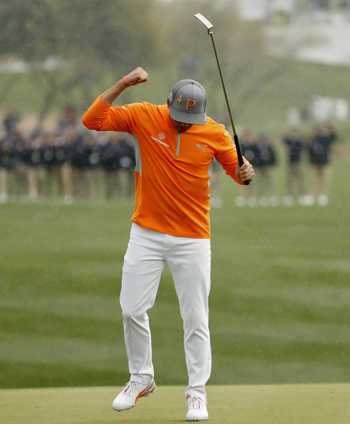 Fowler strange triple bogey to win Phoenix Open