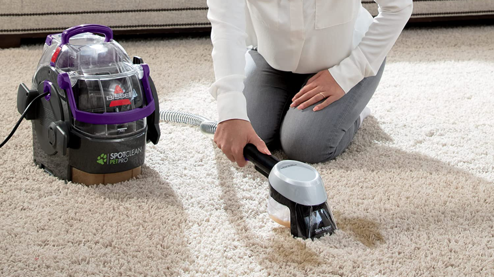 Tackle your spring cleaning with this Reviewed-approved carpet cleaner, on sale for an epic price today at Amazon.