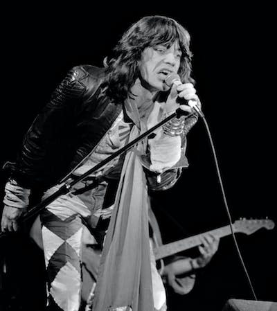 Mick Jagger en 1976, de Bert Verhoeff para Anefo. <a href="https://es.m.wikipedia.org/wiki/Archivo:Mick_Jagger_%281976%29.jpg" rel="nofollow noopener" target="_blank" data-ylk="slk:Nationaal Archief;elm:context_link;itc:0;sec:content-canvas" class="link ">Nationaal Archief</a>