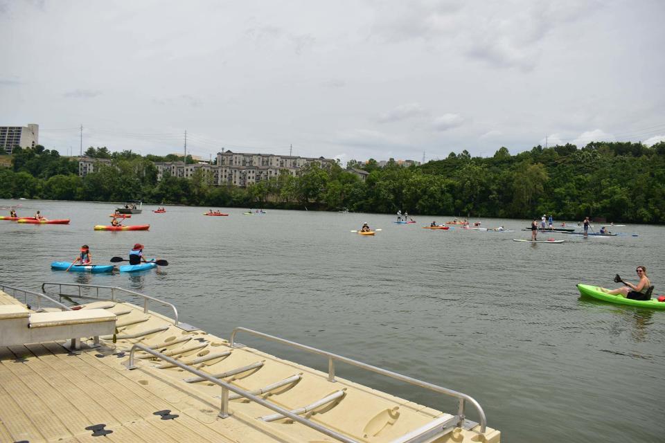 Cheers to Clean Water: Tennessee River Paddle Off and Clean Up, June 2021.