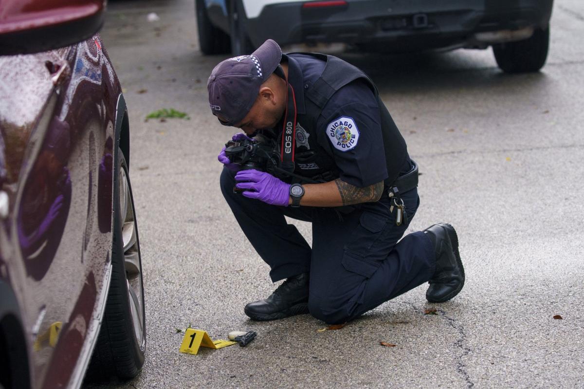 Un garçon de 13 ans a été abattu alors qu’il tentait de voler une voiture à Chicago, selon la police