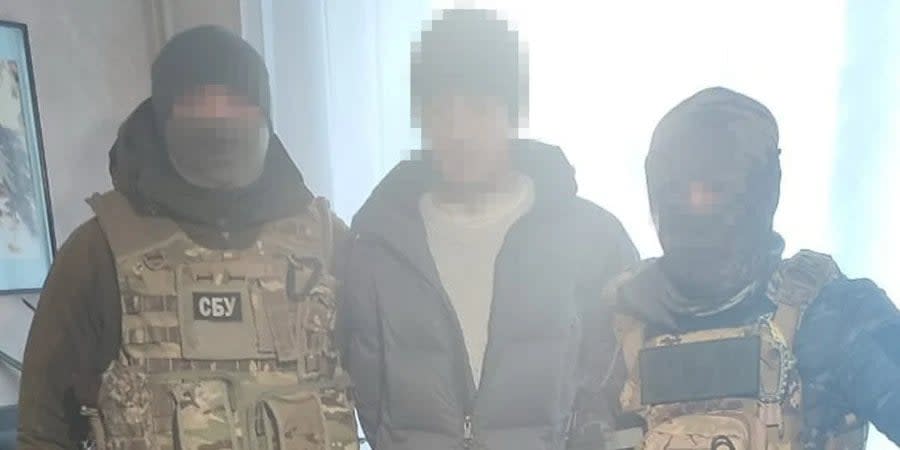 Ukraine SBU arrests FSB agent in Donetsk Oblast for treason