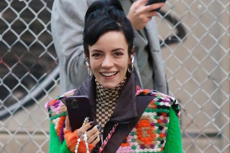 La nueva vida de Lily Allen: enamorada, lejos de la música y las adicciones, descubrió una nueva pasión en los escenarios