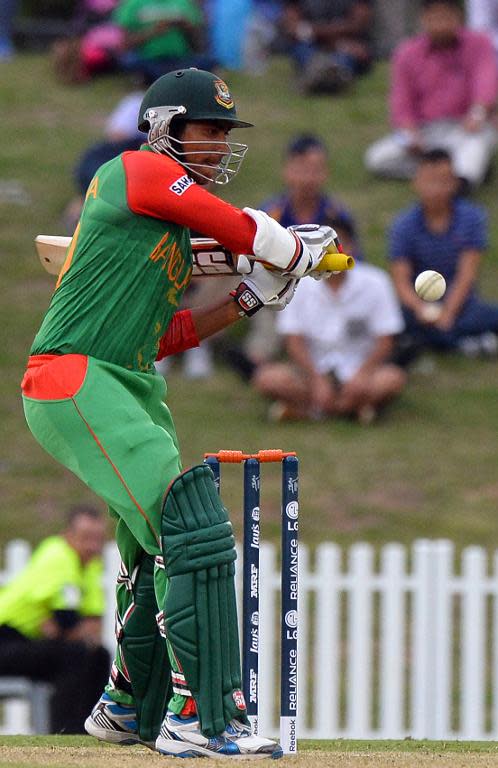 Bangladesh batsman Tamim Iqbal plays a shot during the ODI warm-up match against Pakistan in Sydney on February 9, 2015