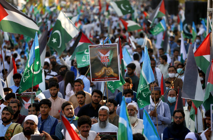 Supporters of the Pakistani religious group' Jamaat-e-Islami' take part in a rally in support of Palestinians, in Islamabad, Pakistan, Friday, May 21, 2021. (AP Photo/Anjum Naveed)