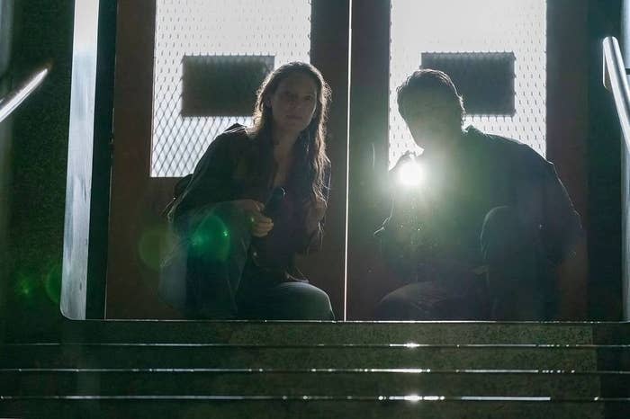 Anna Torv and Pedro Pascal in The Last of Us