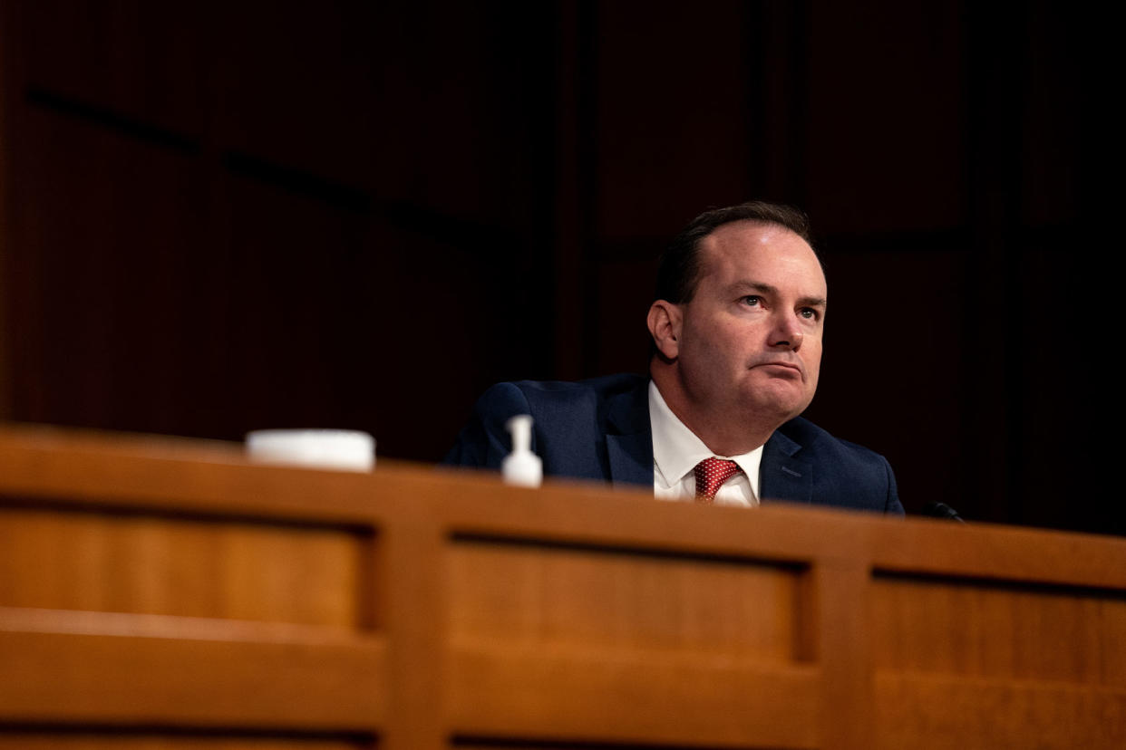 Mike Lee Erin Schaff-Pool/Getty Images