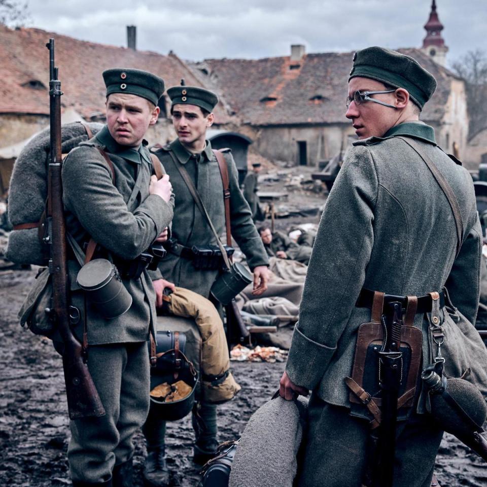以二戰為背景的德國電影《西線無戰事》被視為《分手的決心》最大對手。（網路圖片）