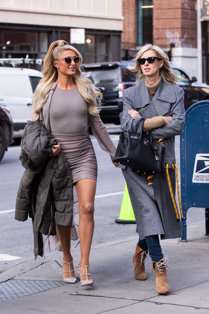 Nicky Hilton gets lunch with Paris Hilton in New York City on January 25, 2022. - Credit: RCF / MEGA