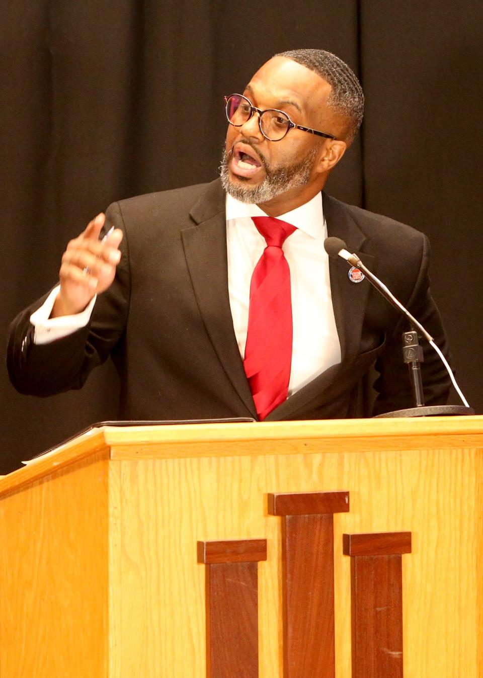 Common Council member Henry Davis Jr., who is seeking the Democratic nomination for South Bend mayor, debates Mayor James Mueller Wednesday, March 15, 2023, at the Democratic South Bend mayoral debate at Indiana University South Bend.