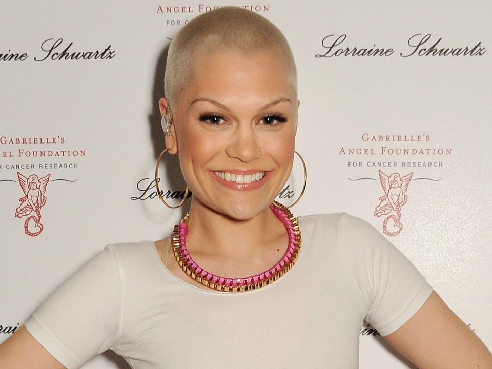 jessie j shaved head