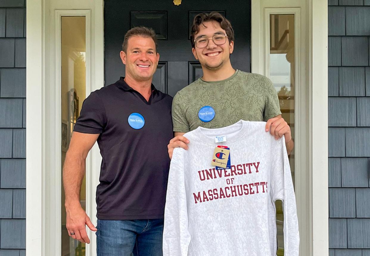 Bill Murphy, left, and Make-A-Wish recipient Julio Varella.