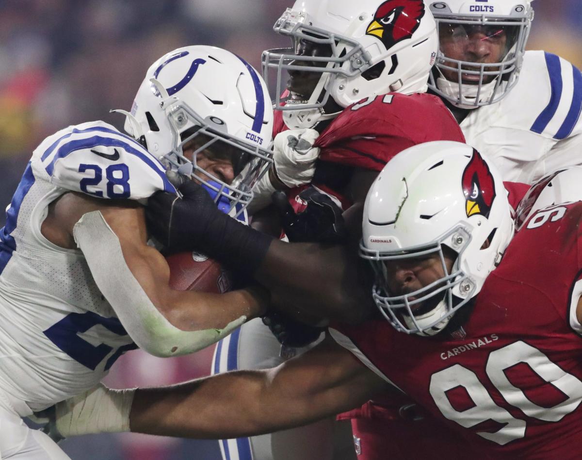 Arizona Cardinals to host Indianapolis Colts on Christmas Day