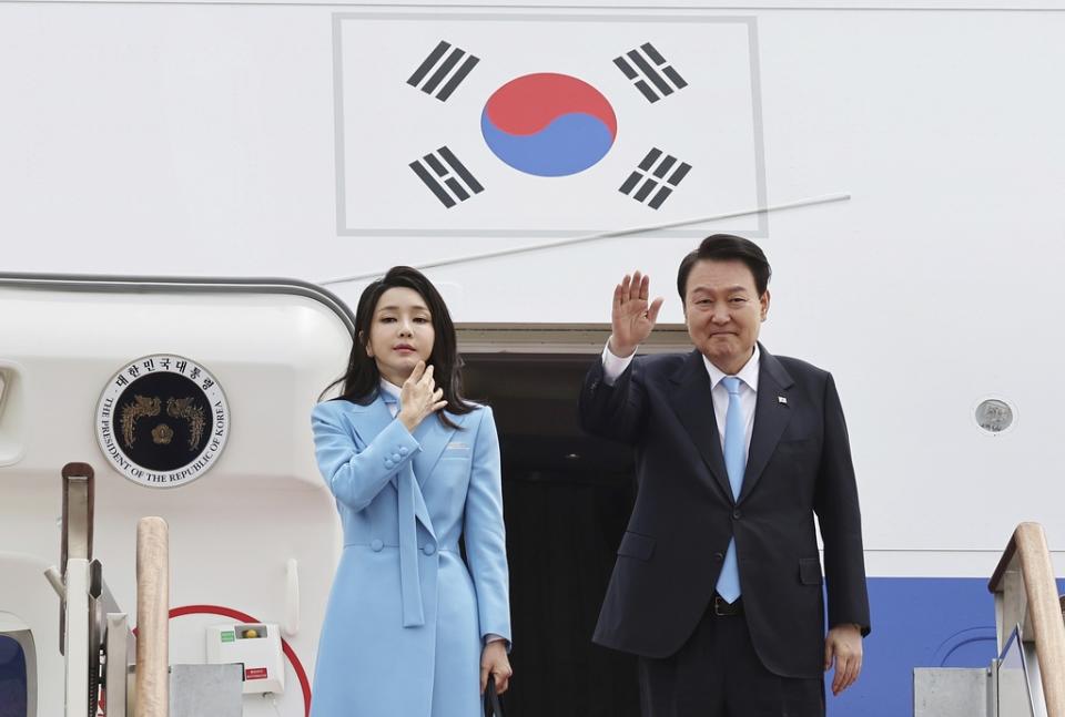 尹錫悅與夫人乘坐專機前往美國訪問。（美聯社資料圖片）